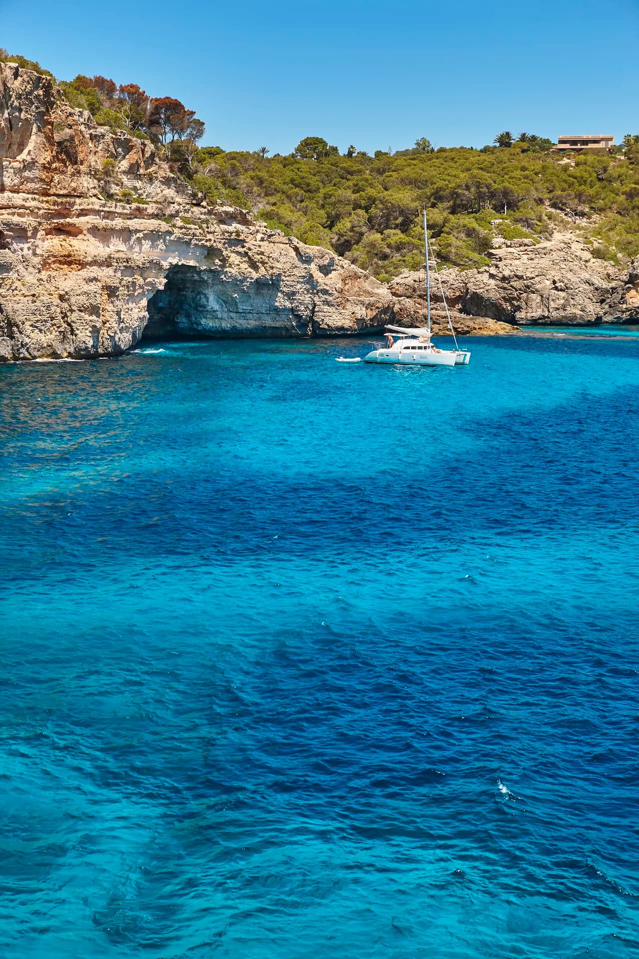 Eaux turquoise de Cala del Moro