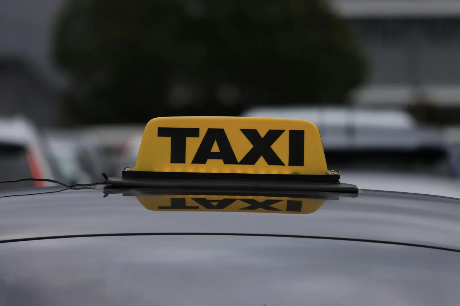 Taxi Majorque Tarif 2026 : vrais prix, applis qui valent le coup et pièges à évi