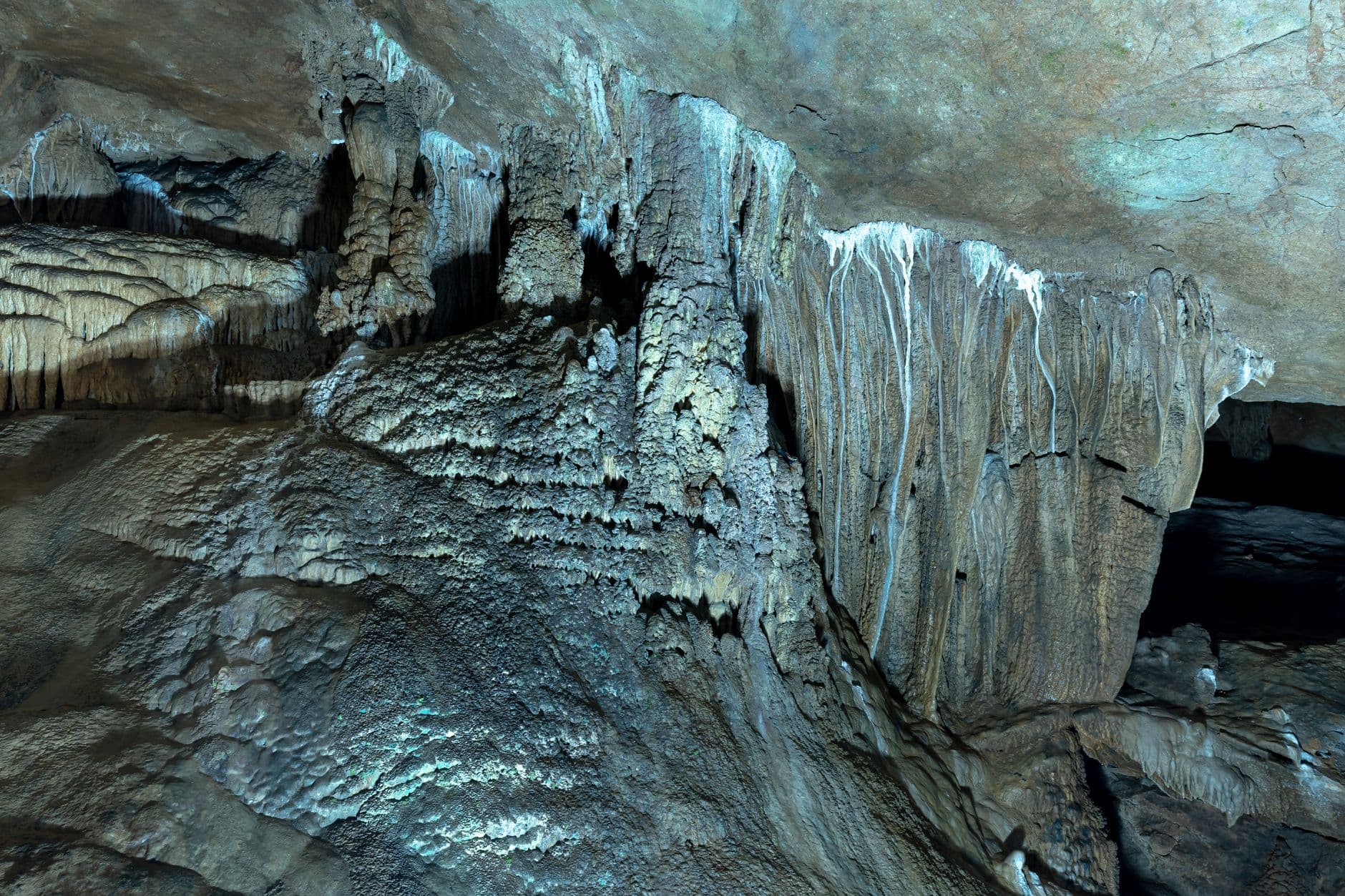 Grotte avec stalactites à Majorque