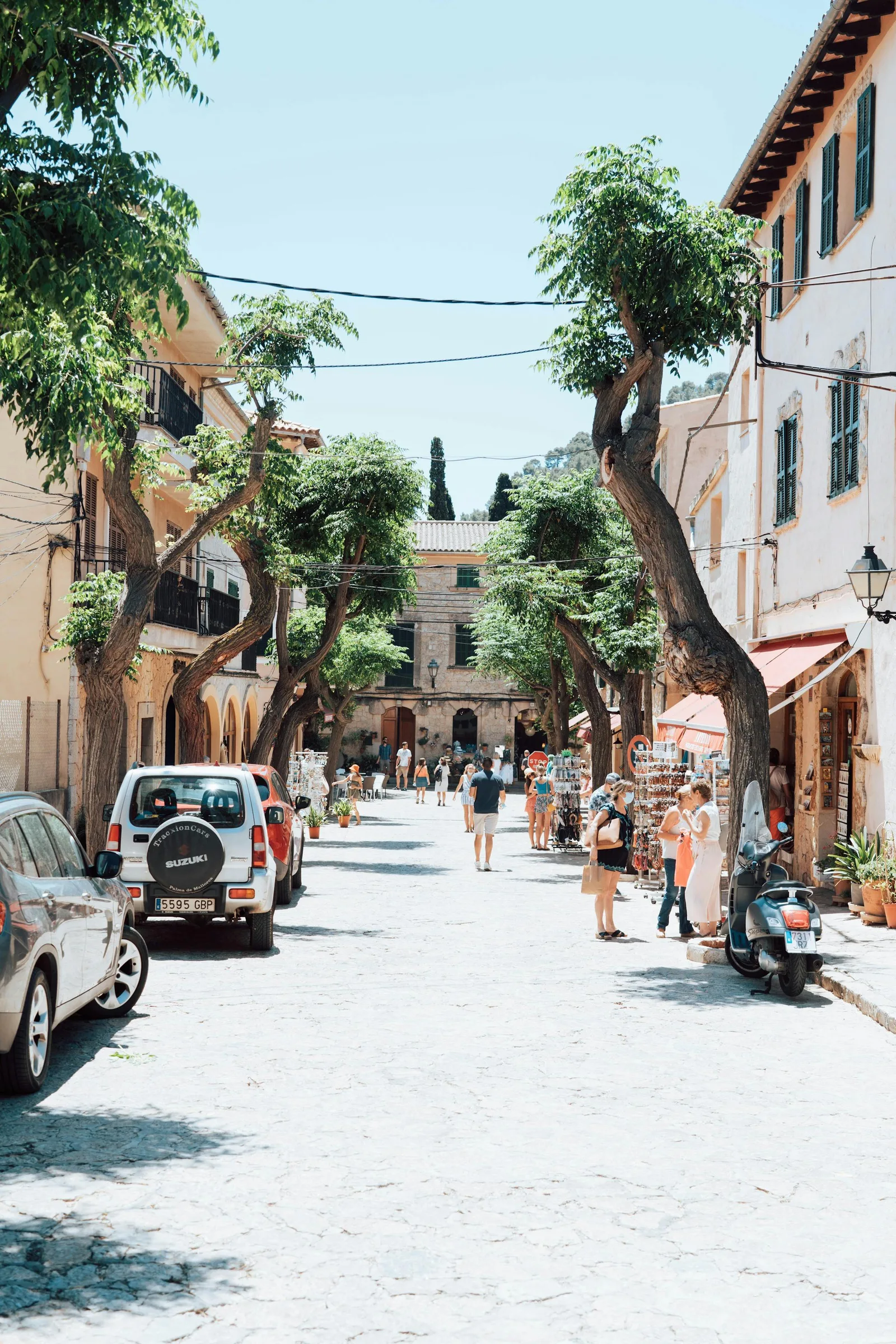 Vue aérienne du centre historique de Pollença