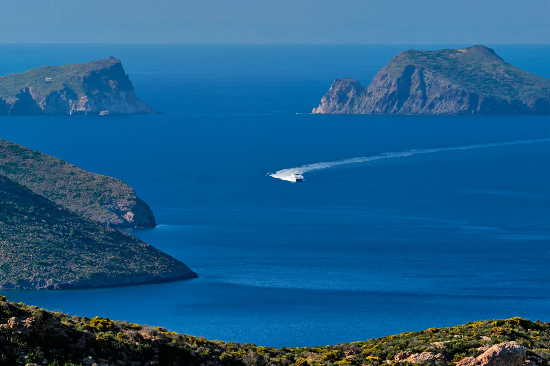 Route du Cap de Formentor serpentant entre falaises et mer